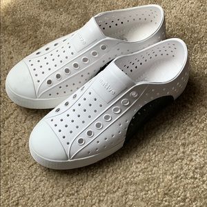 Native Jefferson black & white color block shoes